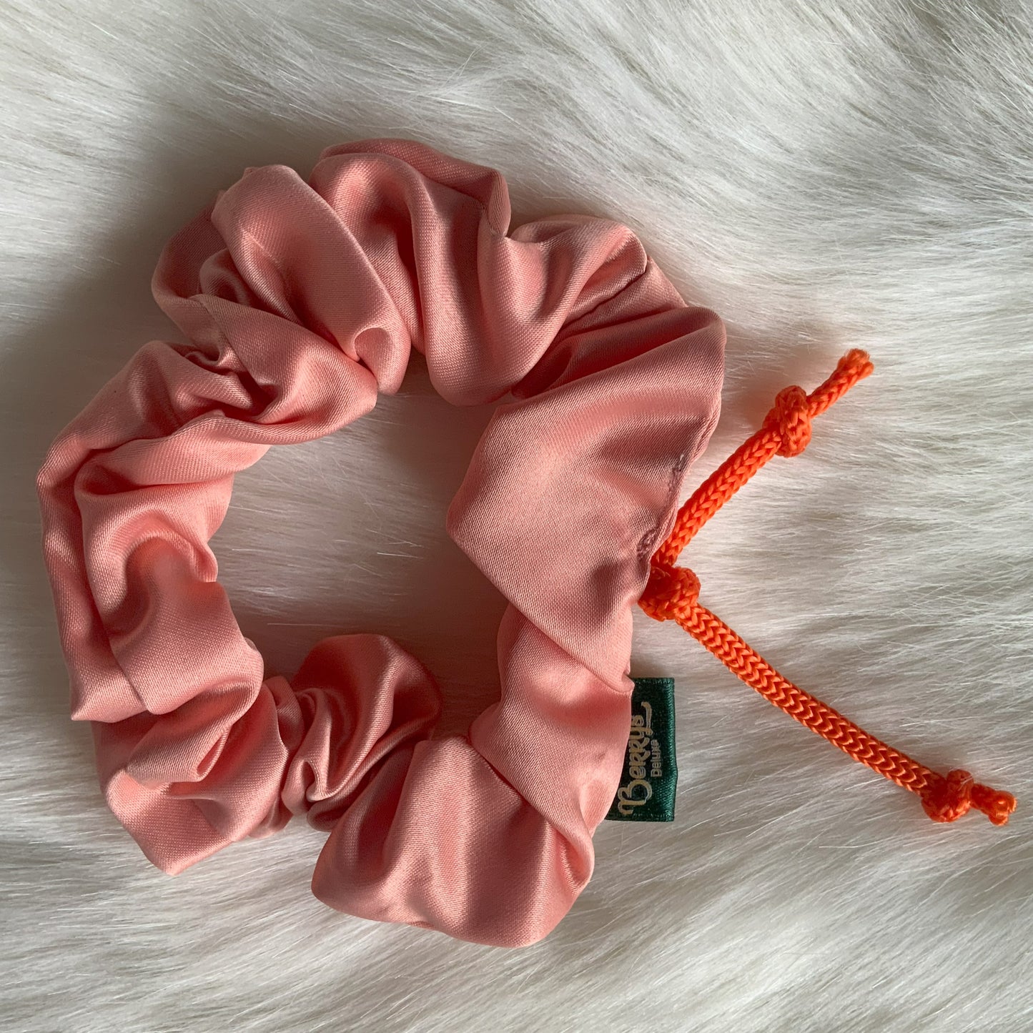Onyx Scrunchy